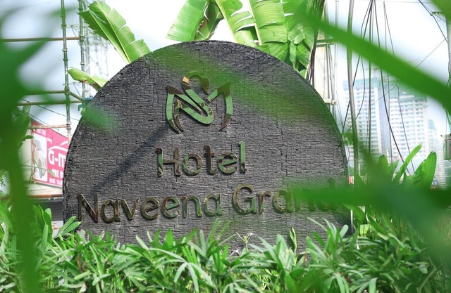 Hotel Naveena Grand