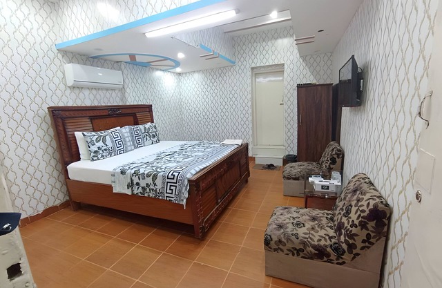 Hotel New Royal Residency