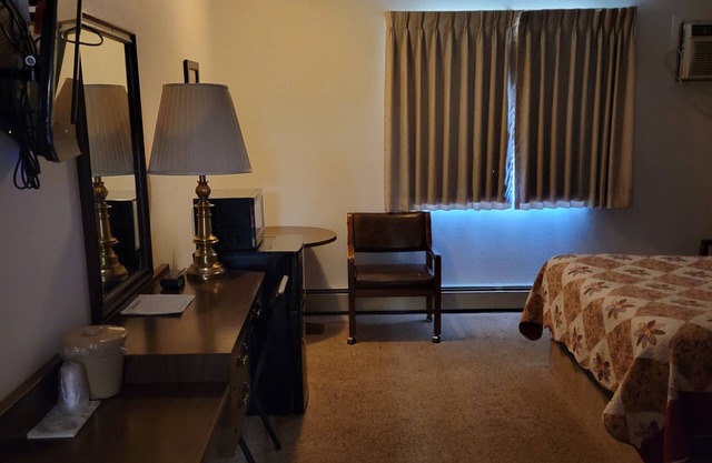 Kings Inn Motel