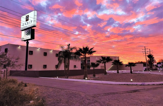 Hotel Oasis