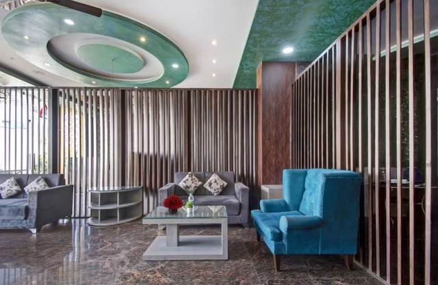 Hotel Ratan Palace