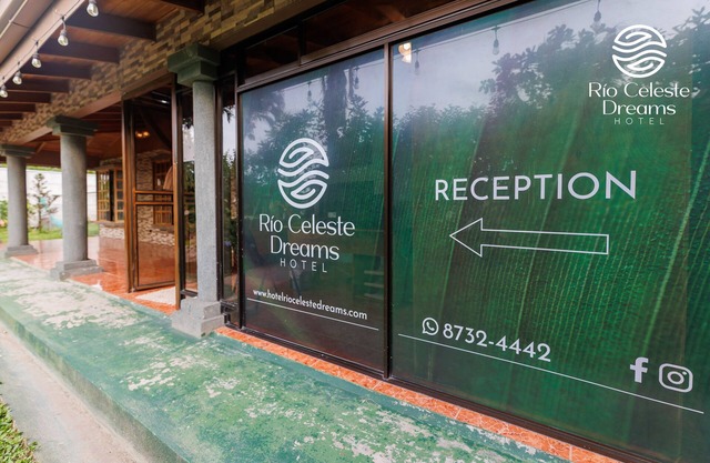 Hotel Rio Celeste Dreams
