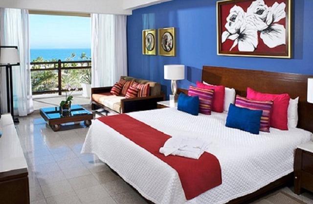 Hotel room on Beach in Acapulco at luxury resort