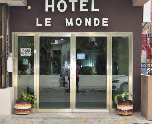 Hotel Suites Le Monde
