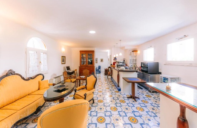 Hotel Toro