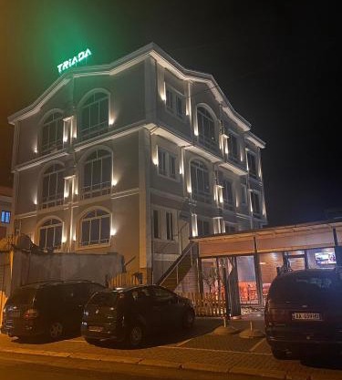 Hotel Triada