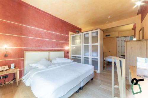 HOTIDAY Discovery - Residence Verona