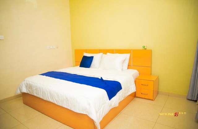 House 18B Guesthouse