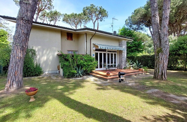Vacation Home en Marina Dei Ronchi con 4 habitaciones, capacidad 7