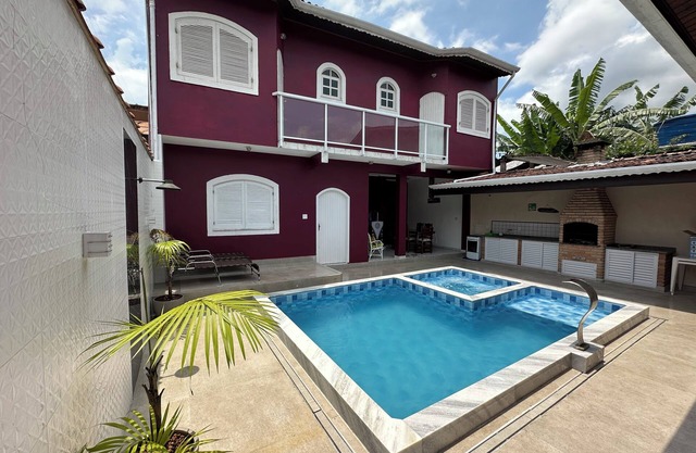 CASA EN EL CENTRO DE BERTIOGA