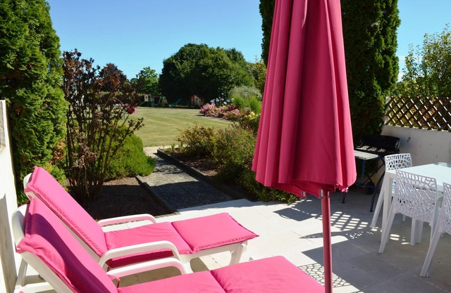 House N° 1-- Tt Cft, 3*. Free WiFi. Private terrace, Swimming pool 28°, Tennis