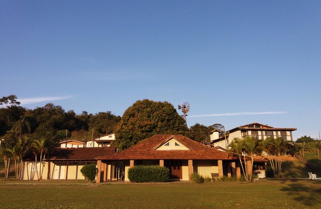 Casa en la hacienda con y vista maravillosa para la Piedra Grande de Atibaia.