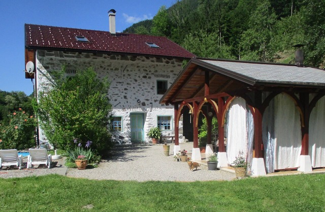 House Pri Macku from 1919, pool, pavillion, hot tube, wine cellar in Soca valley