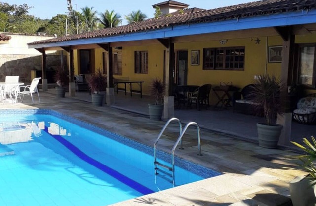 House w/ pool in condominium in Guarujá, 3 minutes from the beach