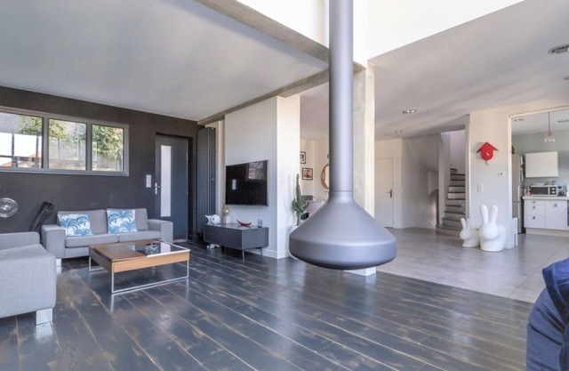 House with beautiful volumes located between Paris and Disney