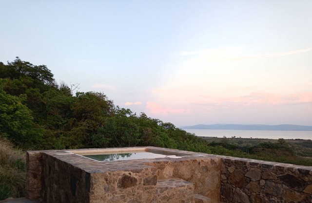 Casa con vista al lago de Chapala y jacuzzi
