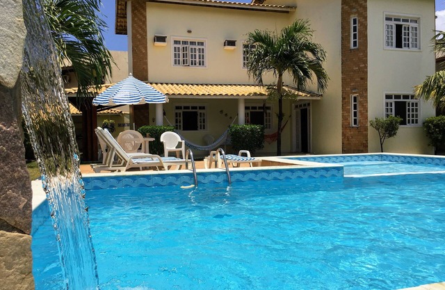 ¡Linda casa! ¡Piscina, playa, jardín en urbanización cerrada!