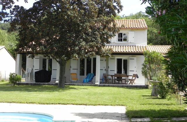 Casa con jardín y piscina privada entre Nimes, Pont du Gard y Uzes