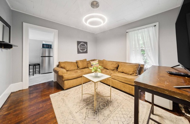 Howard UP · Pura Vida II, 4 bedroom condo, Up