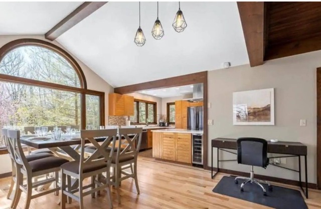 Free Night! Cozy Home in Mt. Pocono w/ Pool & FirePit