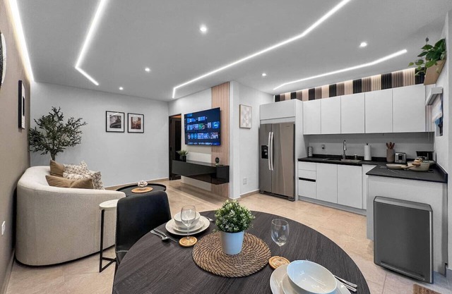 Hyde Park #1 | Comfy Apt W/ Parking @ San Juan