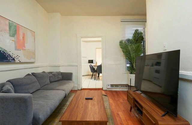 Ideal 4BR Property in Downtown Montreal