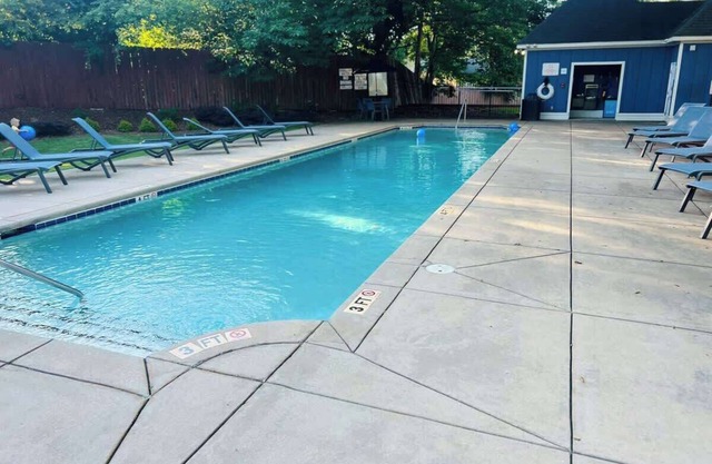 Ideal for long stays w/ 2 king beds, gym & pool