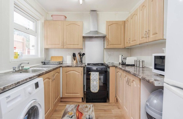 Impeccable and Welcoming 3-bed House in London