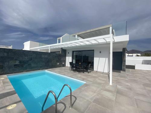 Imperdible, Villa con piscina y barbacoa