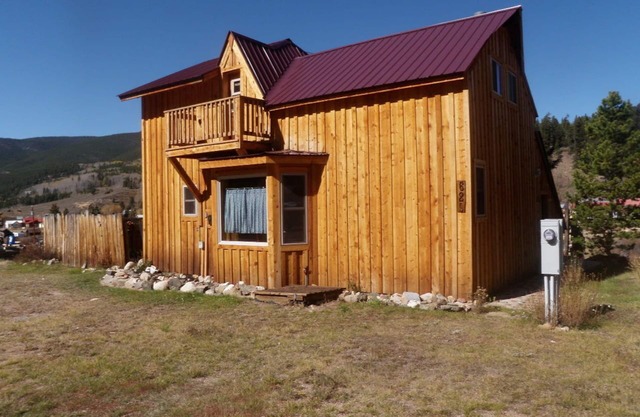 en Pitkin Town, en Quartz Creek, satisface tu gusto por la aventura