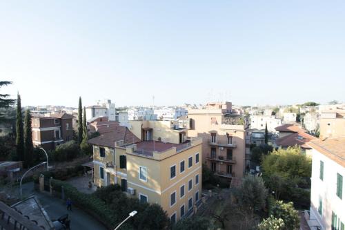 In Punta di Piedi