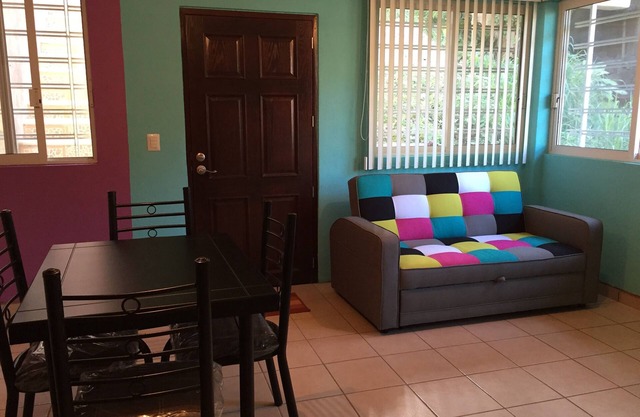 En el corazón del centro de Puerto Vallarta, tranquilo condominio de 1 BR.