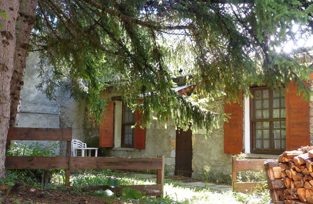 En el parque Mercantour, casa de pueblo a pie de pistas.