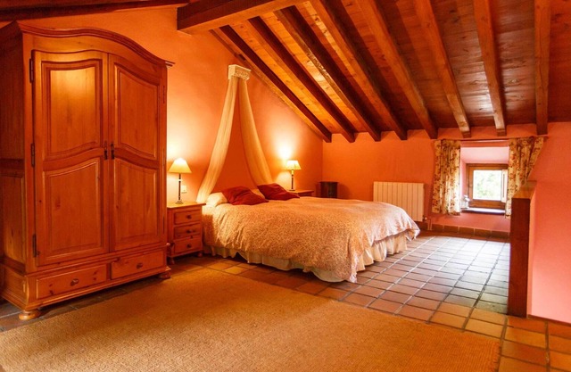 En plena Reserva de la Biosfera, encontrarás la casa Roble 1
