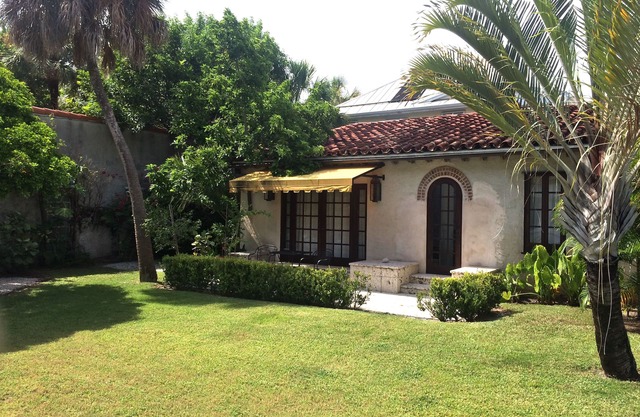 En la ciudad de estilo español Guest House 100 yardas de la playa