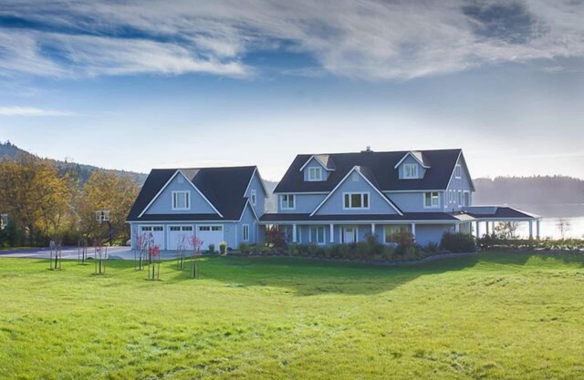 Increíble y elegante Waterfront Estate, ¡verdaderamente único! - (Paisajes marinos)