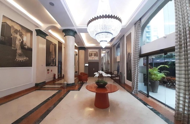 INCRIVEL Flat proximo Shoppings JK e Vila Olimpia