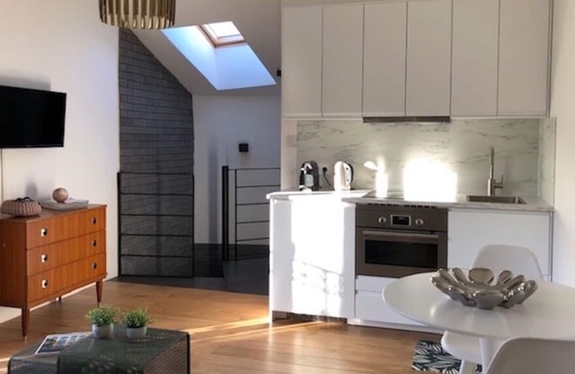 Apartamento independiente en casa del siglo XIX. UZES-PONT DU GARD-NIMES-AVIGNON