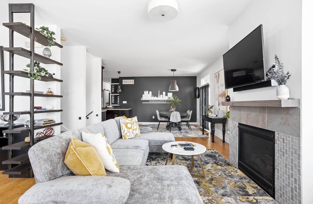 Indy Experience House / Movie Theater, Patio, Office, Private Parking