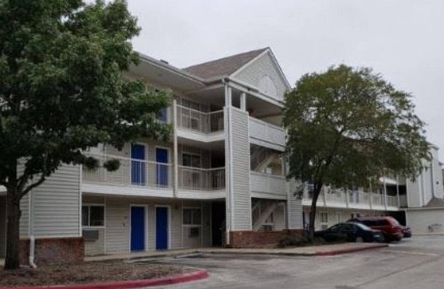 InTown Suites Extended Stay San Antonio TX - Perrin Beitel Road