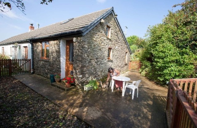 Comfort Cottage Healing