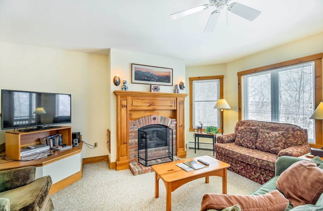 Ski-in / Ski-out condominio de lujo en Jay Peak Resort!