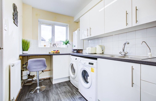 Apartamento-Confortable-Baño Privado-Vista a la Calle