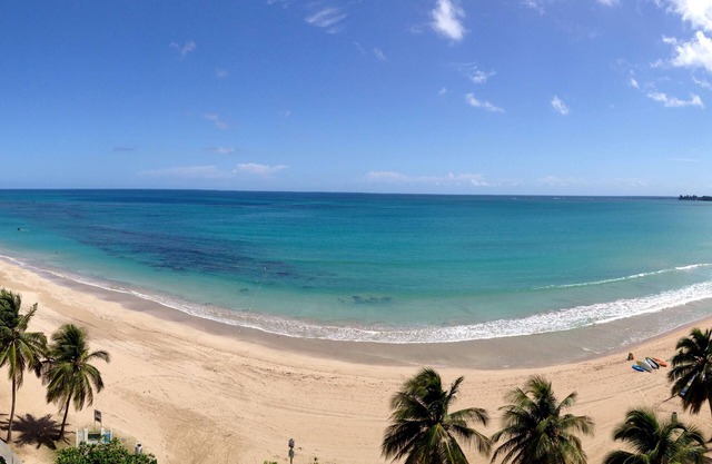 2/2 Condominio frente al mar frente al mar, 90 días min, Snowbirds y Reubicación de trabajo OK