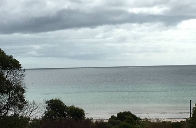 Island Beach - The Sand Bank - Isla Canguro