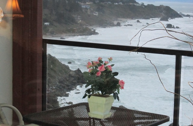 VISTA DE CAÍDA DE JAW, senderos, familia, día libre, chimenea, playa privada, cerrada y limpia