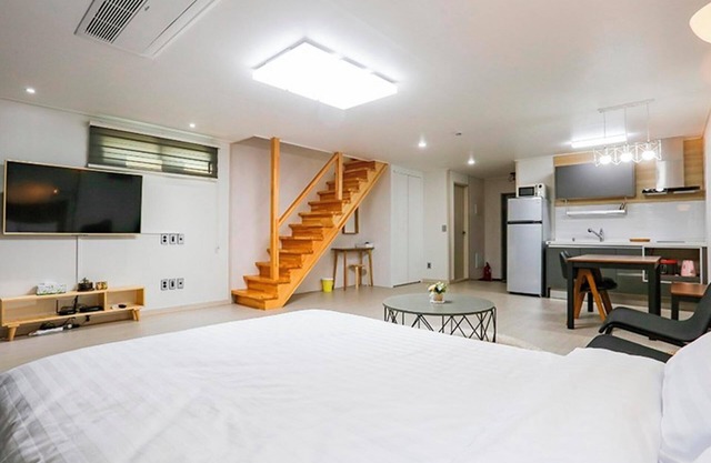 Jeju Hyeopjae Bliss Pension