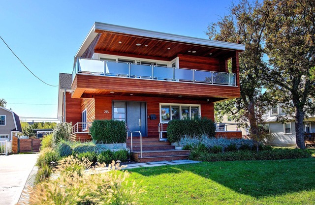 Jersey Shore Beach House. ¡VISTA AL OCÉANO! Casa moderna de 4 dormitorios a pie de la playa