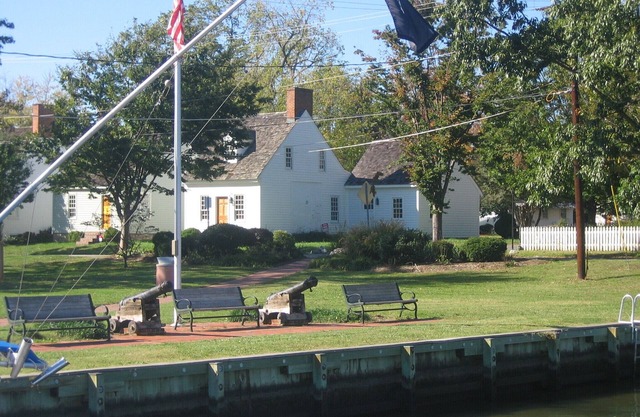 John Bruff Waterview Cottage - en el puerto y en el parque - In Town St. Michaels!
