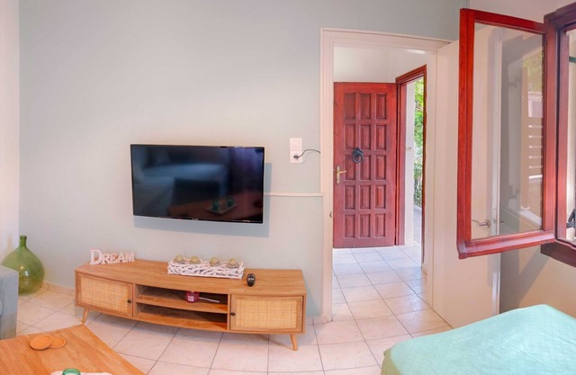 John's House - Chorto Pelion